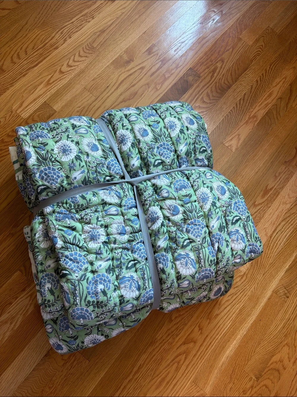 Anthropologie Cotton Voile Printed Quilt Size Queen NWT